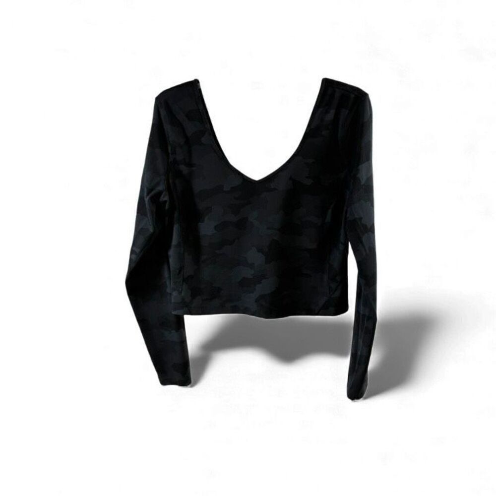 Lululemon Long Sleeve Align Top in Dark Camo Size 14